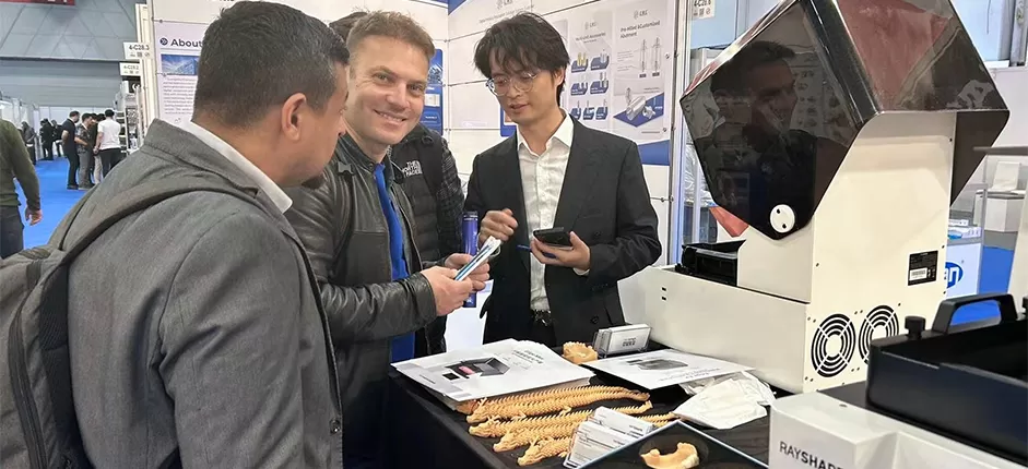 RAY SHAPE stellt auf der IDEX 2024 den großformat igen Edge Max vor